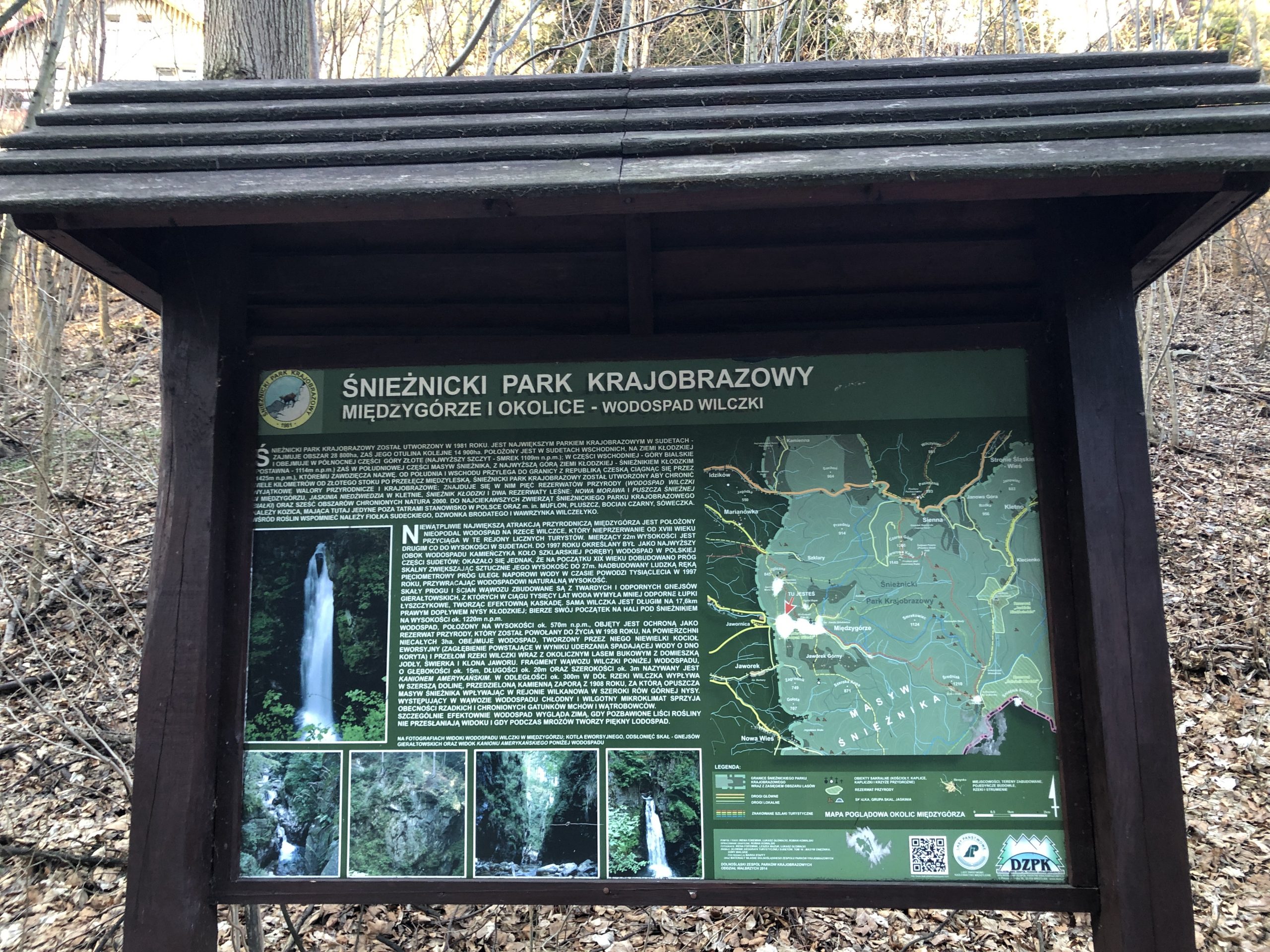 tablica- Śnieżnicki Park Krajobrazowy